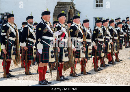 Die Atholl Highlanders auf Parade bei Blair Castle in Perthshire, Schottland. Stockfoto