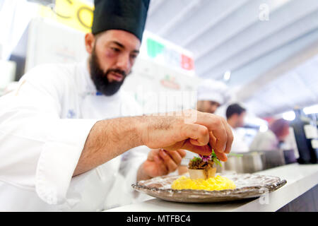 Italienischen Küchenchef Carnaroli Reis. Gastrocanarias Messe 2018. Stockfoto