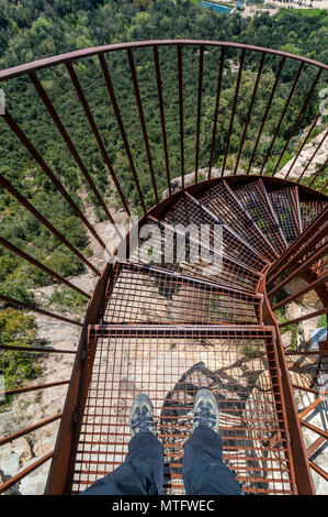 Treppen, Verwitterung, Stahl, COR-TEN Stahl, an Flugzeuge d'hostoles Schloss, Katalonien, Spanien Stockfoto