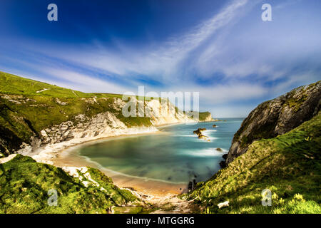 Eine lange Exposition von Man O' War Strand in Dorset, West Lulworth Stockfoto