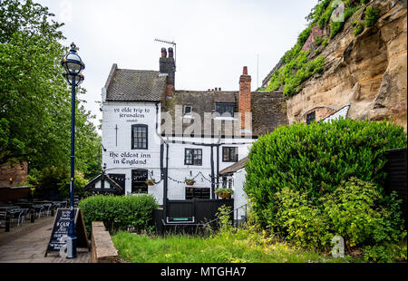 Ye Olde Reise nach Jerusalem Pub in Nottingham, Nottinghamshire, Großbritannien am 24. Mai 2018 getroffen Stockfoto