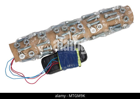 Rohrbombe mit Fragmentierung auf Weiß isoliert Stockfoto