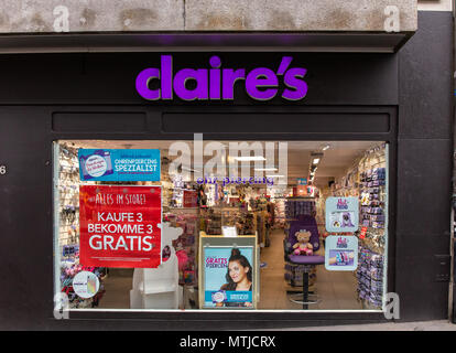 Claires store in Basel Stockfoto