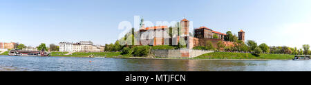 Panoramablick auf das Schloss Wawel in Krakau (Polen) Stockfoto