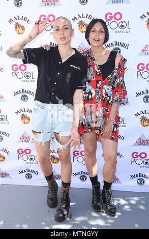 Nina Sky führt im Flamingo Las Vegas gehen Pool Dayclub Samstag, 28. April Mit: Nina Sky Wo: Las Vegas, Nevada, United States Wenn: 28 Apr 2018 Credit: Judy Eddy/WENN.com Stockfoto