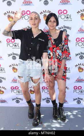 Nina Sky führt im Flamingo Las Vegas gehen Pool Dayclub Samstag, 28. April Mit: Nina Sky Wo: Las Vegas, Nevada, United States Wenn: 28 Apr 2018 Credit: Judy Eddy/WENN.com Stockfoto