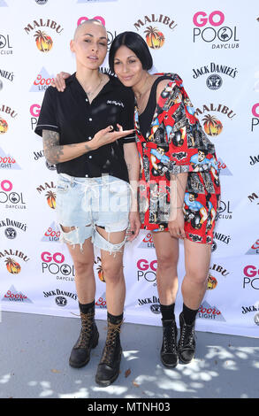 Nina Sky führt im Flamingo Las Vegas gehen Pool Dayclub Samstag, 28. April Mit: Nina Sky Wo: Las Vegas, Nevada, United States Wenn: 28 Apr 2018 Credit: Judy Eddy/WENN.com Stockfoto