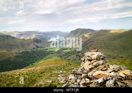 Patterdale und Ullswater von hartsop Dodd, Lake District, Cumbria, UK. Stockfoto