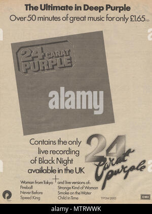 Deep Purple Drücken Sie Anzeige, Anzeige für Alben der Band aus den 70er und 80er Jahren. Diese Werbung erschien in der Britischen Musik Papiere und Deep Purple Alben in ihrem ursprünglichen Kontext zeigen. Enthält einige ihrer berühmtesten Titel einschließlich Rauch auf dem Wasser und Machine Head. 24 Carat Purple war ihre erste Kollektion, zu einem günstigen Preis von nur £ 1,65 ausgegeben. Als Ergebnis war es für viele Leute erste Deep Purple Album und sehr gut verkauft. 1975 freigegeben Stockfoto