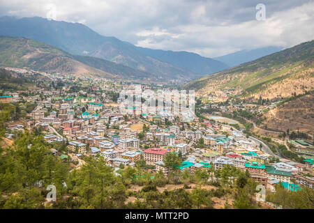 Panoramablick auf Thimphu Stadt in Bhutan Stockfoto