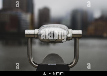 Sucher mit Blick auf Lower Manhattan. Stockfoto