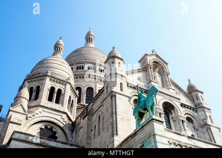 Basilika von Sacré-Coeur in Montmartre - Paris, Frankreich Stockfoto