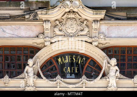 Die majestätischen Cafe, Rua Santa Caterina, Porto, Portugal Stockfoto