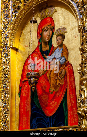 Die bunten Innenansicht der Kathedrale 1352, Pechersk Lavra Klosteranlage, Kiew, Ukraine Stockfoto