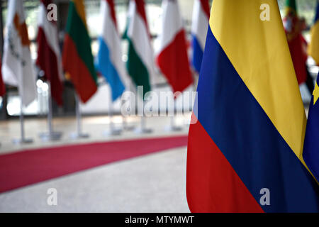 Brüssel, Belgien. 31. Mai 2018. Donald Tusk, der Präsident des Europäischen Rates begrüßt der Präsident der Republik Kolumbien Juan Manuel Santos auf Europäischer Rat Sitz. Alexandros Michailidis/Alamy leben Nachrichten Stockfoto