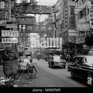 . Englisch: Shang Hai Straße in der Mitte des 20. Jahrhunderts. Leeming, Frank. 554 Shang Hai Straße in der Mitte des 20. Jahrhunderts Stockfoto