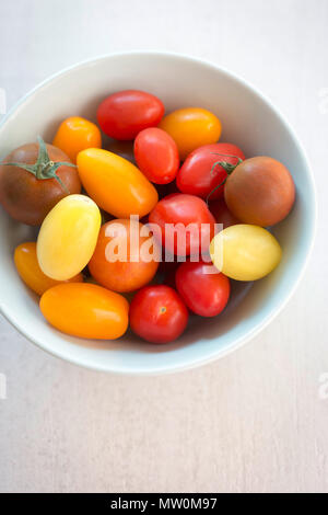 Bunter Mix aus Tomaten Stockfoto