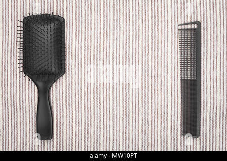 Bürste und Kamm Stockfoto