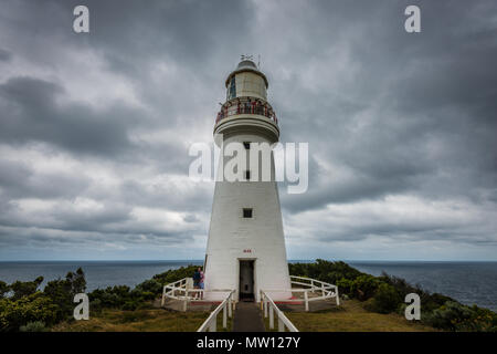 Blick auf Cape Otway Lighthouse, Australiens älteste Leuchtturm, Great Ocean Road, Victoria, Australien Stockfoto