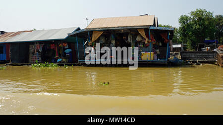 Schwimmendes Dorf auf dem Tonle Sap See in Kambodscha Stockfoto