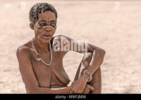 San, lebendiges Museum, Omandumba, Damaraland, Namibia, Afrika Stockfoto