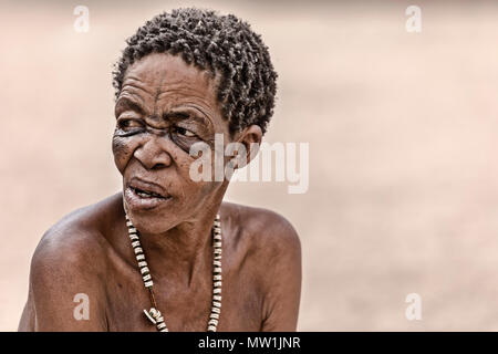 San, lebendiges Museum, Omandumba, Damaraland, Namibia, Afrika Stockfoto