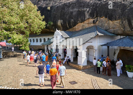 Außenansicht des Dambulla Cave Temple, Matale District, Sri Lanka Stockfoto