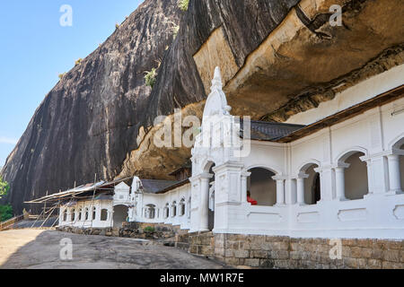 Außenansicht des Dambulla Cave Temple, Matale District, Sri Lanka Stockfoto