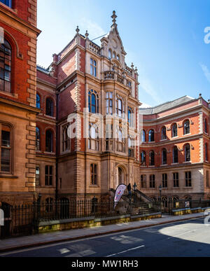 Adam's Gebäude in der Spitze Bezirk Nottingham, Nottingham, Nottinghamshire, Großbritannien am 24. Mai 2018 getroffen Stockfoto