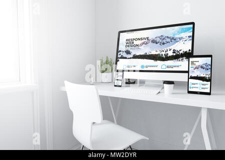 3D-Rendering von Geräten auf dem Desktop. responsive Website Home auf den Bildschirmen. Stockfoto