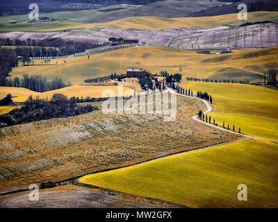 Val d'Orcia von den Stadtmauern von Pienza, Toskana Italien gesehen Stockfoto