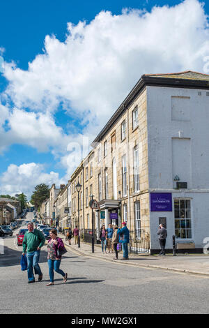 Eine Straßenszene in Truro in Cornwall. Stockfoto