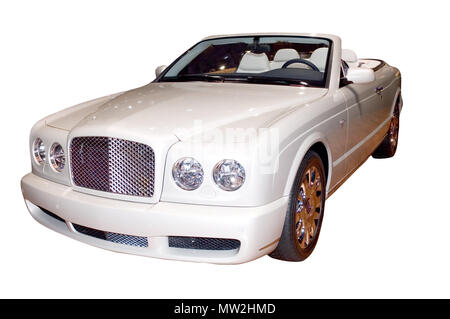 Luxus Cabrio isoliert auf einem weißen Hintergrund. Beschneidungspfad das Auto enthalten. Viele weitere Auto Fotos in meiner Galerie. Stockfoto
