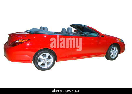 2006 Toyota Camry Solara. Isoliert auf einen weißen Hintergrund mit Freistellungspfad enthalten. Viele weitere Auto Fotos in meiner Galerie. Stockfoto