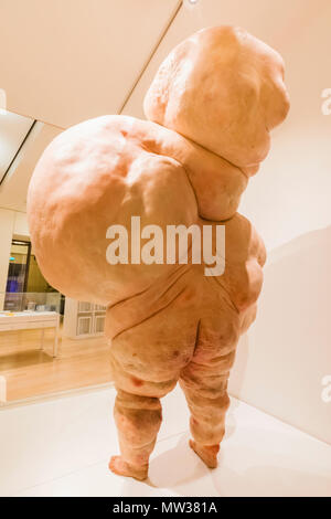 England, London, The Wellcome Collection, Skulptur mit dem Titel "Ich kann nicht helfen, so fühle ich" von John Isaacs Stockfoto