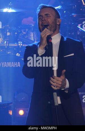 Liverpool, Großbritannien, nehmen Sie, dass Star Gary Barlow führt Solo an der Liverpool Philharmonic Hall heraus Masse zu verkaufen, Kredit Ian Fairbrother/Alamy Stockfotos Stockfoto