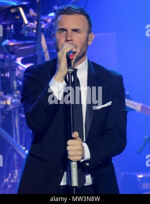 Liverpool, Großbritannien, nehmen Sie, dass Star Gary Barlow führt Solo an der Liverpool Philharmonic Hall heraus Masse zu verkaufen, Kredit Ian Fairbrother/Alamy Stockfotos Stockfoto