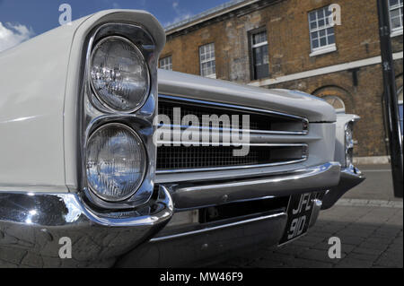 1966 Pontiac Bonneville Coupe Classic American Auto, einem riesigen 2-türigen Coupé Stockfoto
