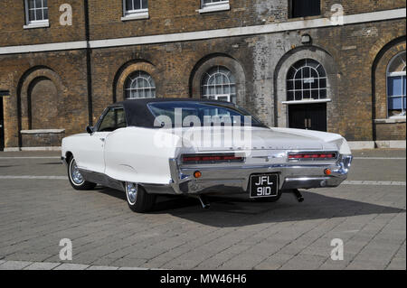 1966 Pontiac Bonneville Coupe Classic American Auto, einem riesigen 2-türigen Coupé Stockfoto