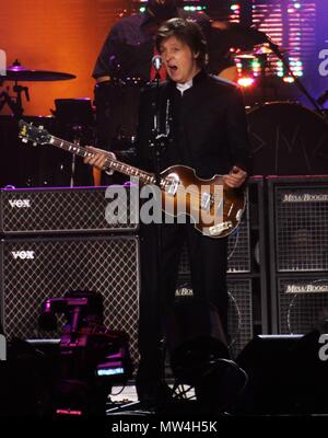 Manchester, UK, Sir Paul McCartney führt mit seinem bnd zu einem Ausverkauf Manchester Arena Masse, Kredit Ian Fairbrother/Alamay Stockfotos Stockfoto