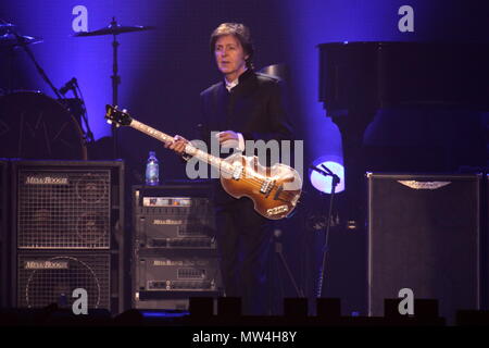 Manchester, UK, Sir Paul McCartney führt mit seinem bnd zu einem Ausverkauf Manchester Arena Masse, Kredit Ian Fairbrother/Alamay Stockfotos Stockfoto