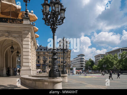 Alte Oper Gebäude, das sich an den Opernplatz, Frankfurt am Main, Hessen, Darmstadt, Deutschland Stockfoto