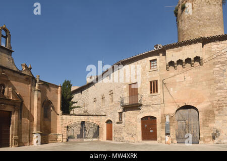 Kirche Santa Maria und die Burg, Verdu, Urgell, Provinz LLeida, Katalonien, Spanien Stockfoto