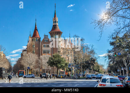 Barcelona Stadt, der Diagonal Avenue, Les Punxes Haus, Spanien Stockfoto