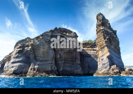 2-in-1-basalt Felsformationen der Insel Stockfoto