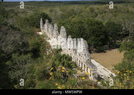 Uxmal - Fußgängerzone Damm nach Kabah - Antike Stadt auf der Halbinsel Yucatan Stockfoto