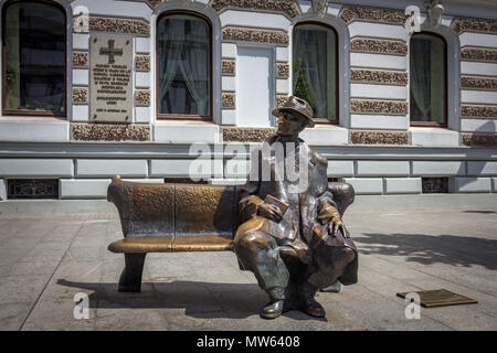 Dichter Julian Tuwim, polnischer Jude, Statue am Piotrkowska-Straße in Łódź, Łódzkie, Polen Stockfoto