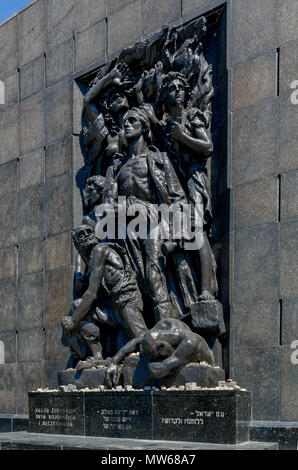 Warschau, Polen. Das Denkmal für die Ghetto Helden, entworfen von Natan Rapaport. Stockfoto