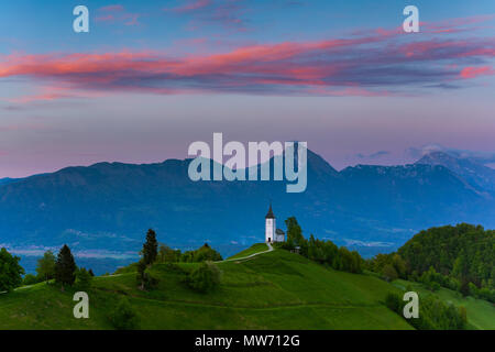 Jamnik ist eine Siedlung an den östlichen Hängen des Jelovica Plateau in der Gemeinde Kranj in der Region Slowenien. Die lokale Stockfoto