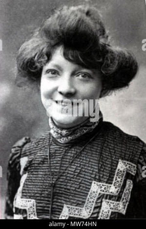 . Français: Carte postale reproduisant une / d'Amélie Andy (ou Hélie) dite "Casque d'or' (Vers 1900). ca. 1900; 9 Mai 2012 (das Datum des Uploads). Anonym 42 Ameliehelie Stockfoto